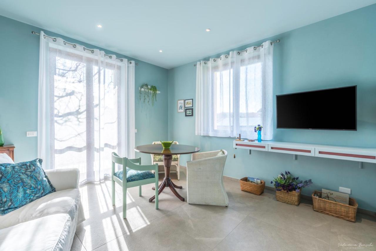 Draisina Bike Apartments Due Oleggio Castello Luaran gambar